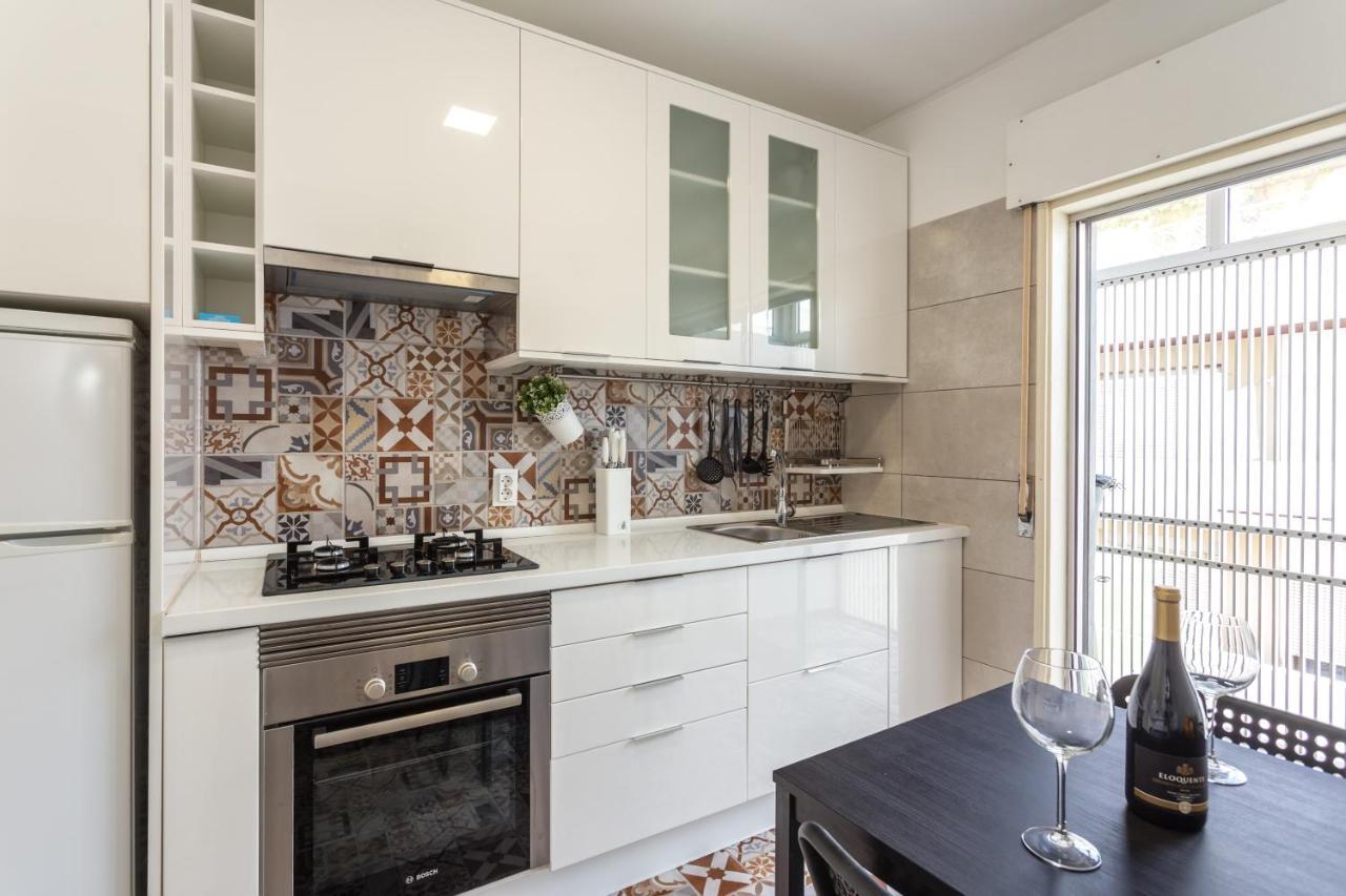 Magic Theatre Faro Center Apartment Bagian luar foto