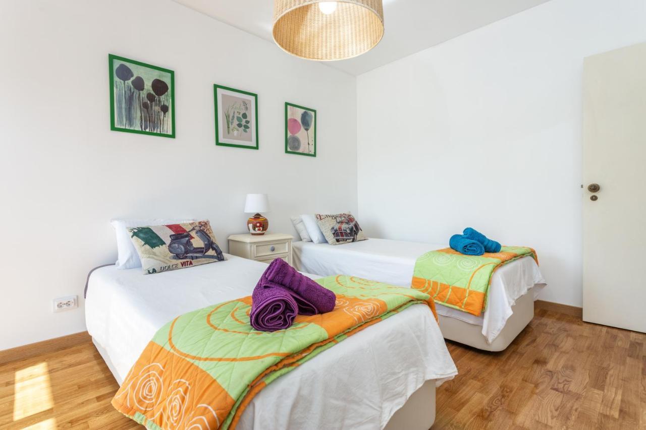 Magic Theatre Faro Center Apartment Bagian luar foto